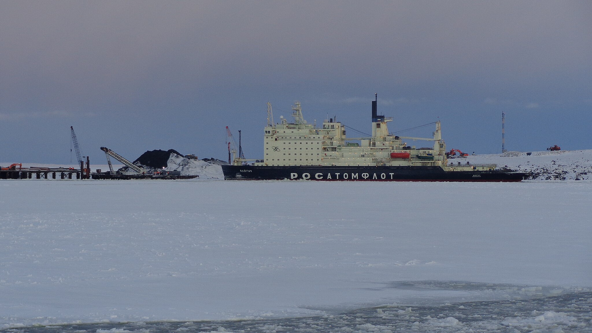Отработал ледокол Вайгач
