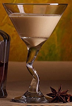 Файл:Александр третий (коктейль).jpg