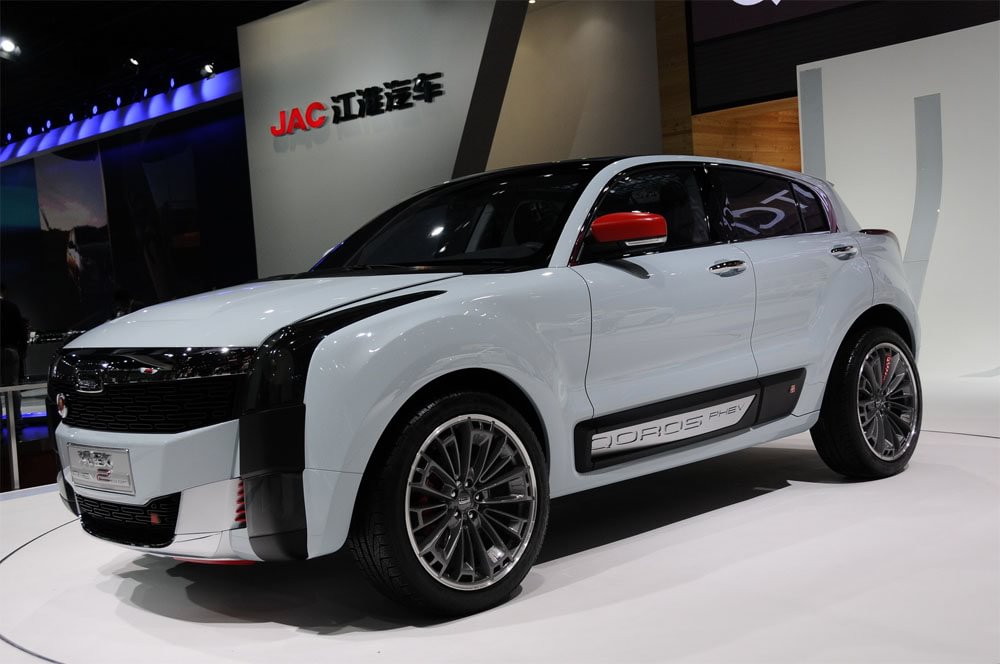Qoros-2-SUV-PHEV-Concept-2015-5.jpg