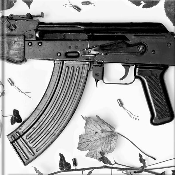 Обложка альбома «tf100» (различных исполнителей, 2011)