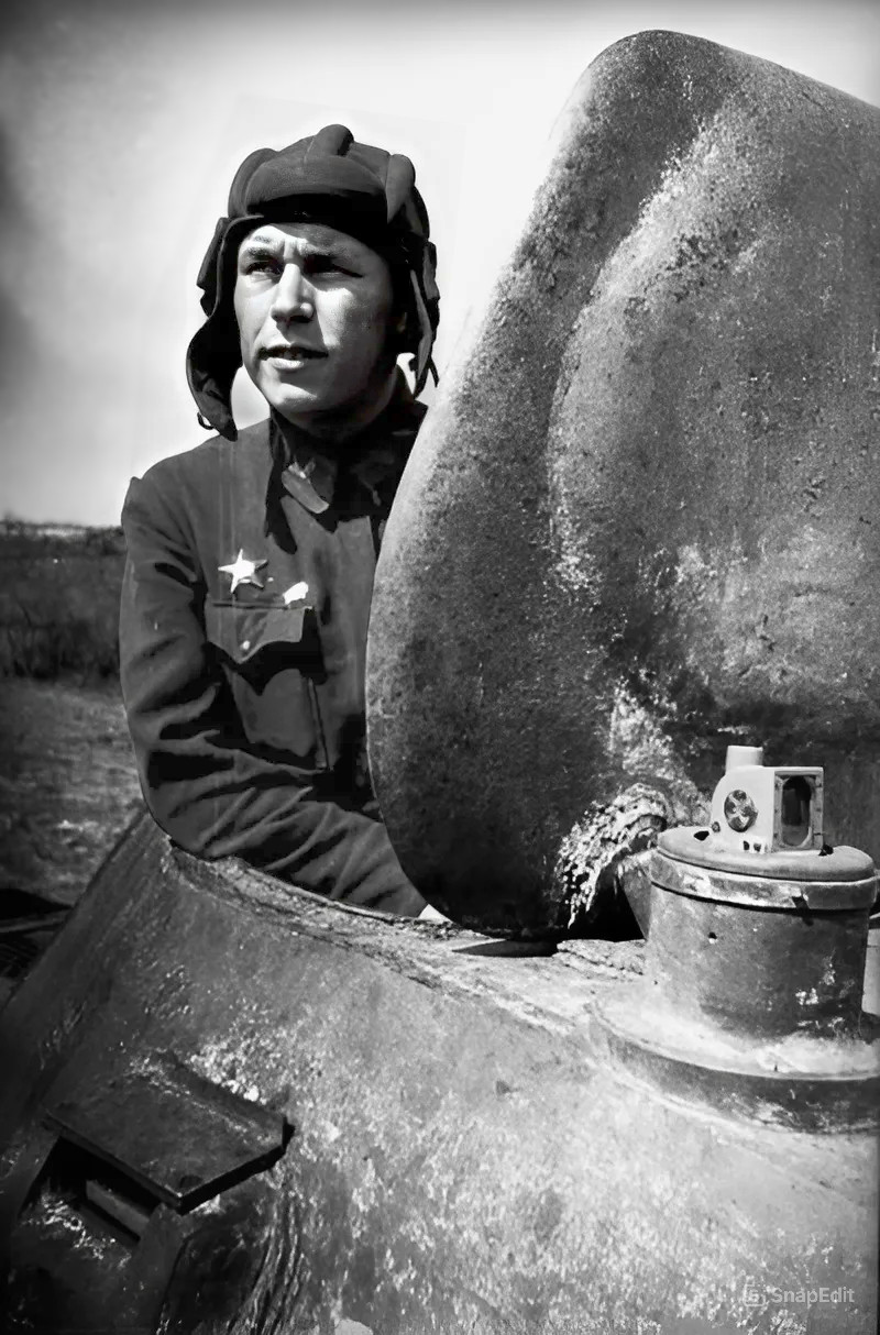 Моисеев, Николай Дмитриевич (танкист).jpg