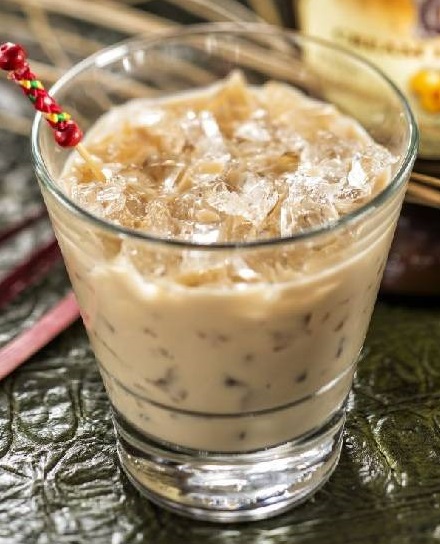 Коричневый слон (коктейль) 2.jpg