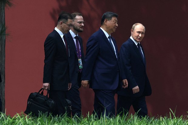 Owl detail 620 d0d2fdc3cfd1ec31471ea520bf3e66ab.jpg