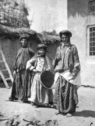 KurdJewwomenRowendez905.jpg