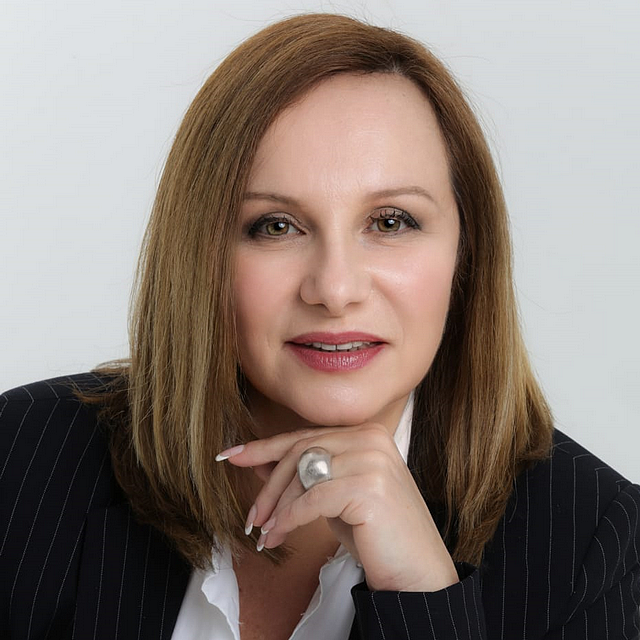 Neta Briskin Sm2.png