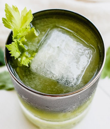 Файл:Водка с кориандром (коктейль).jpg