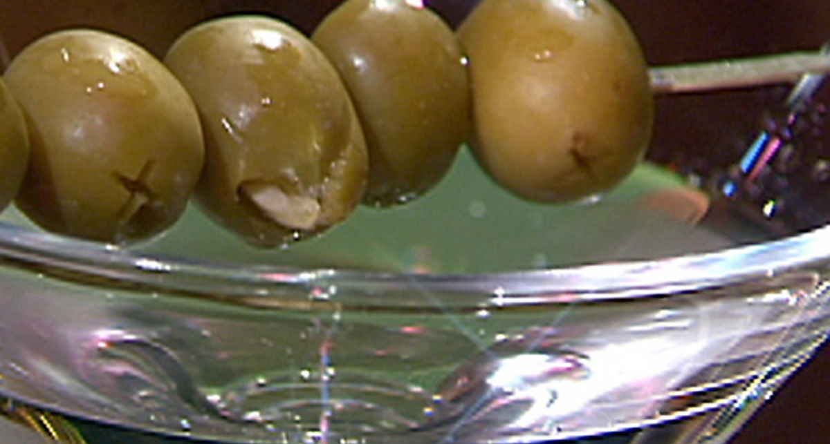 Файл:Чесночный Мартини (коктейль).jpg