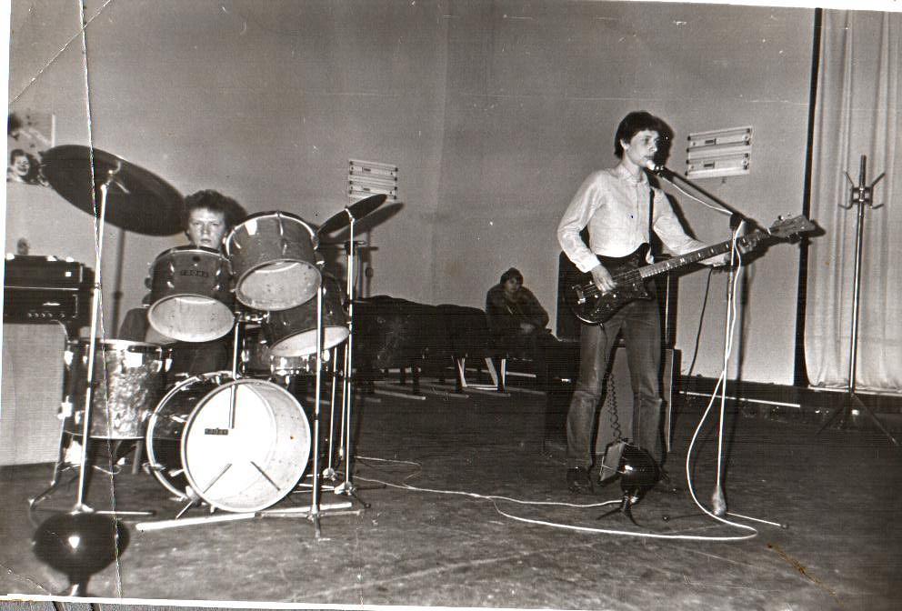 В молодости