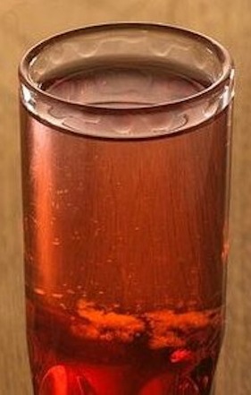 Файл:Мёртвая Голова (коктейль).jpg