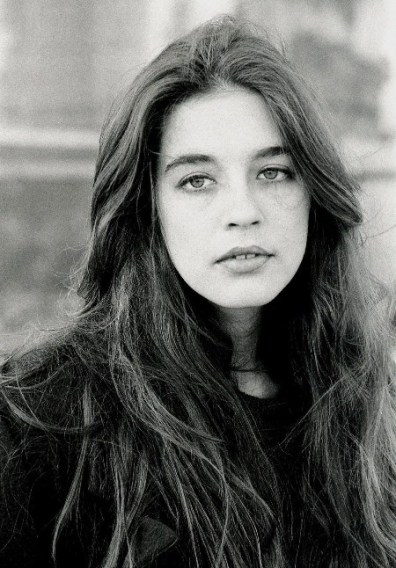 Anat Atzmon photographer moti kikayon.jpg