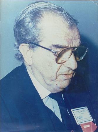 Memorial Neufeld.jpg