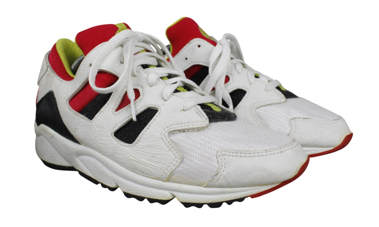 Nike Air Huarache International 1992.png