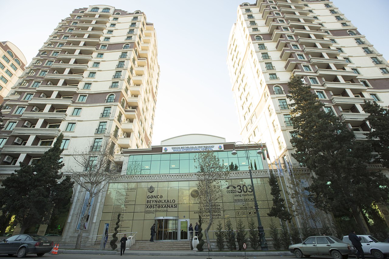 Файл:Международный Госпиталь Гянджа_2_d.jpg