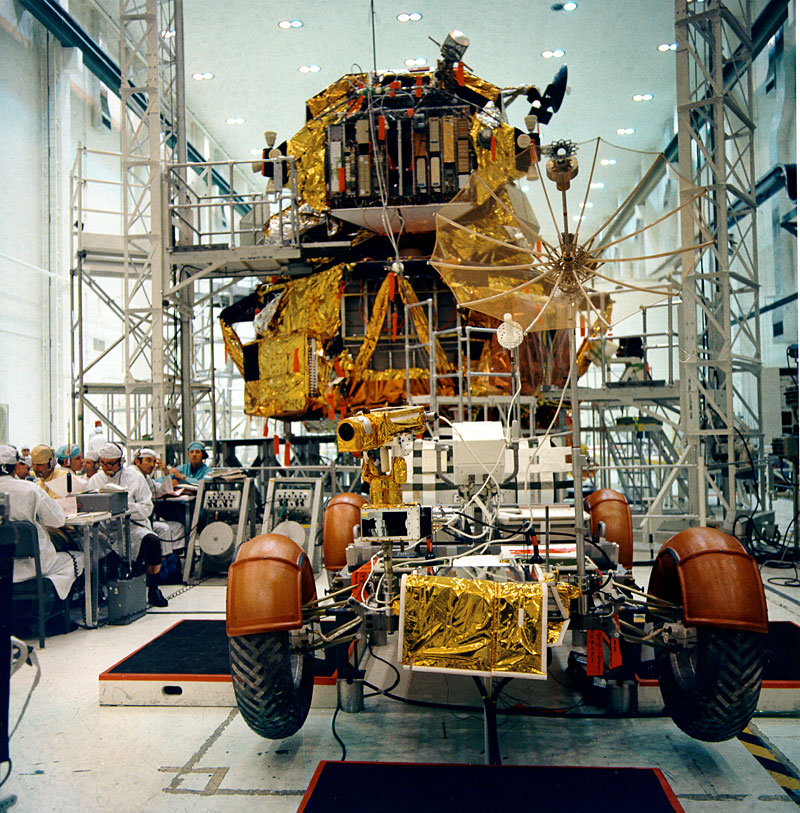 Apollo 15 LM & LRV in KSC.jpg
