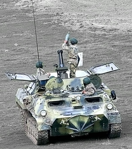 Aibat samohodniy minomet.jpg