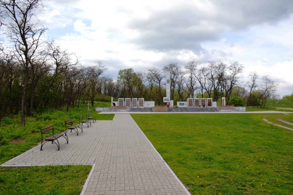 Памятник защитникам Шиловского плацдарма 9.jpg