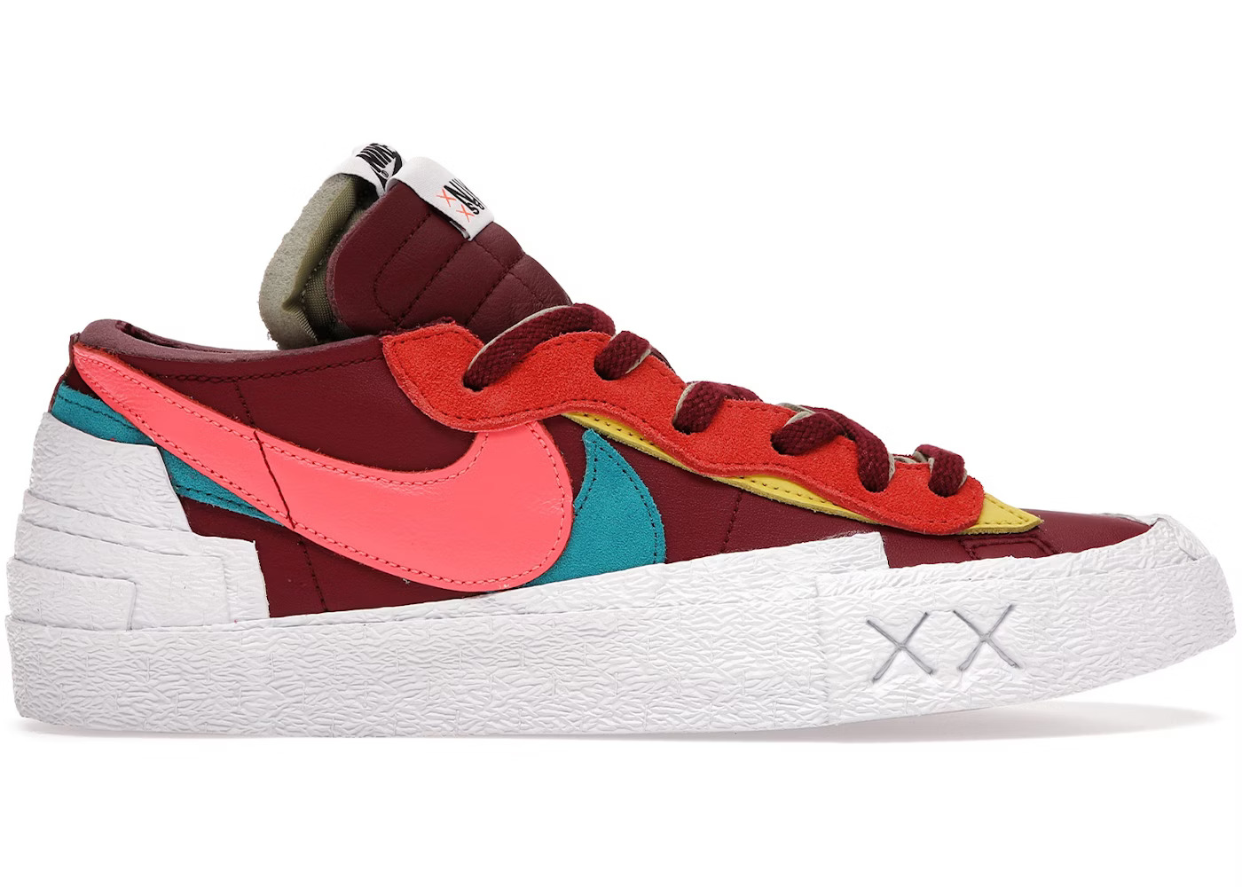 Nike x Sacai x Kaws Blazer Low «Red»