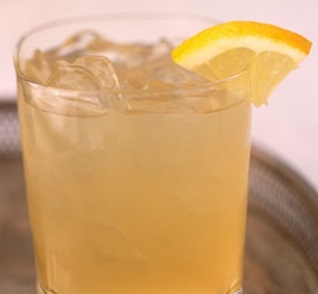 Файл:Канадский Сауэр (коктейль).jpg