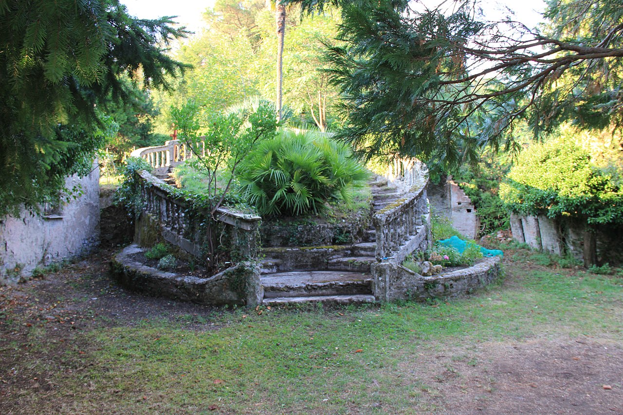 Окрестности замка