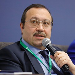 Mikhail Kijko.jpg