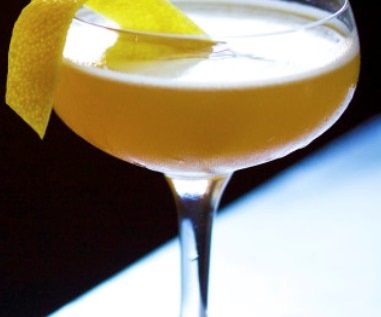 Файл:Аляскинское Яблоко (коктейль).jpg