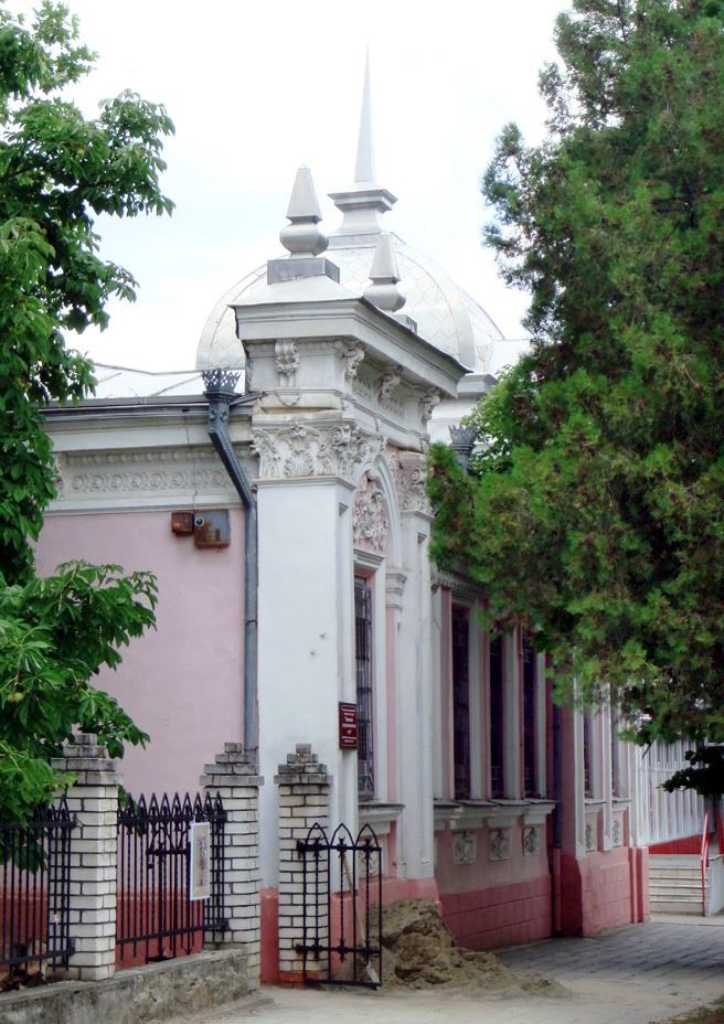 Здание музея по улице Ленина, 9. Дом купца Игнатова, памятник архитектуры и объект культурного наследия регионального значения.