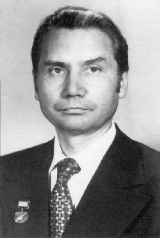 Виктор Кирсанов (лётчик-испытатель).jpg