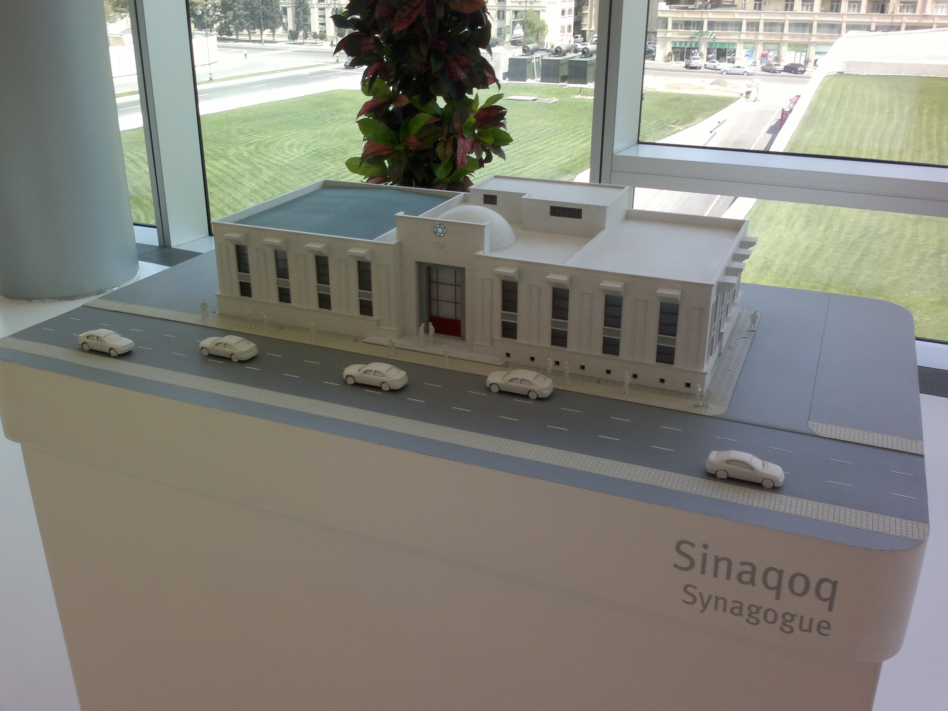 Макет Синагоги ашкеназских евреев в Баку.jpg