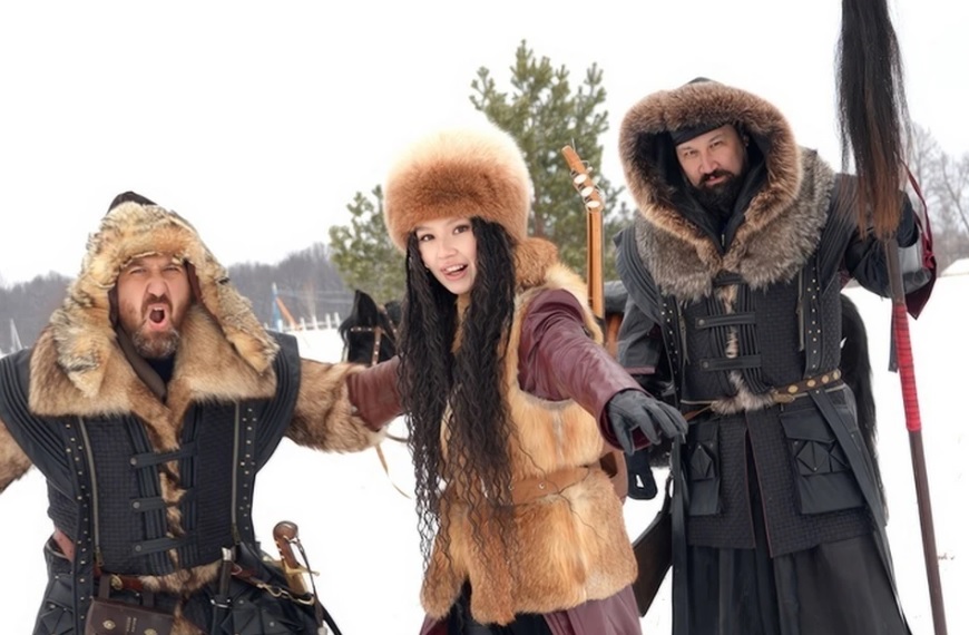 Башкирская этно-группа AY YOLA.jpg