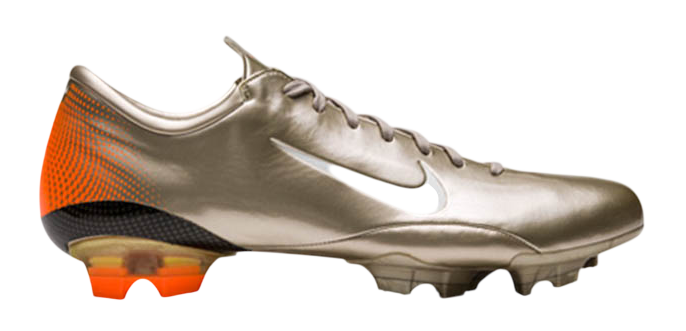 Nike Mercurial Vapor III.png