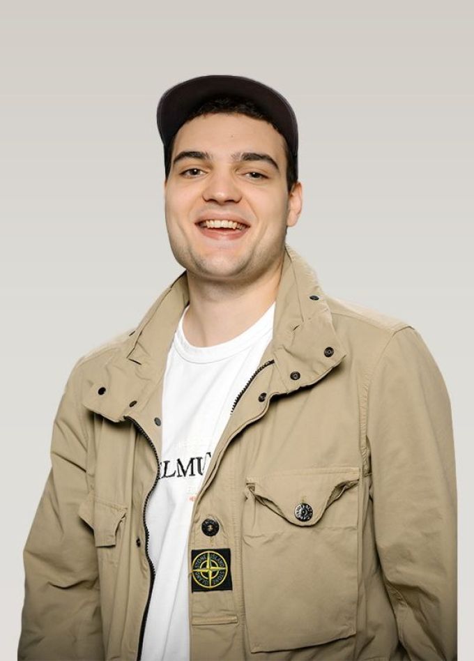 Винокур Артём (стендапер).jpg