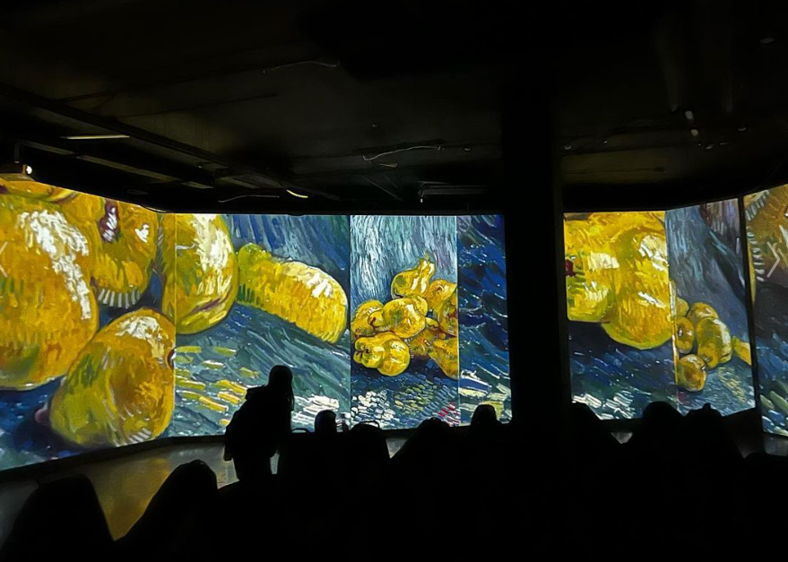 Мультимедийная выставка Ван Гога.png