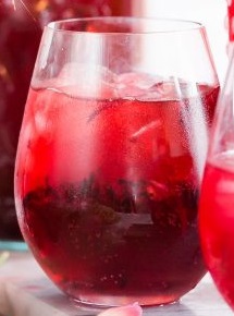 Файл:Пунш из клюквы (коктейль).jpg