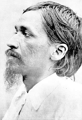 Шри Ауробиндо в Алипоре фото полиции.jpeg