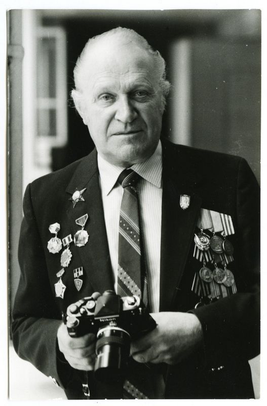 Михаил Иванович Савин (военный фотограф).jpg