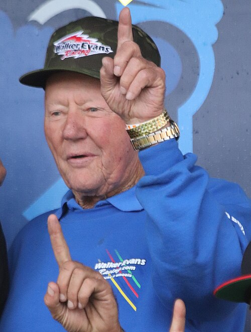 Уокер Эванс.jpg