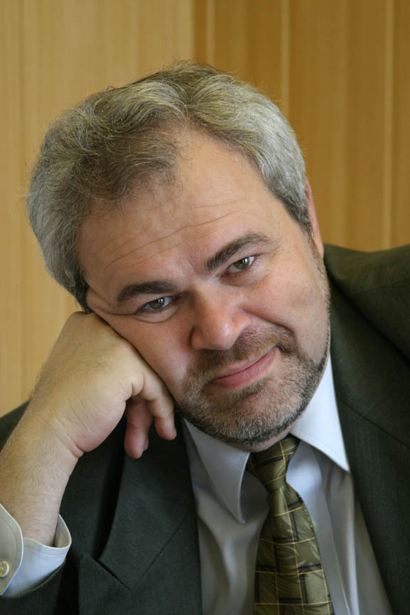 191666 42A778A2E222419A90BE70F0C0AED54D.jpg