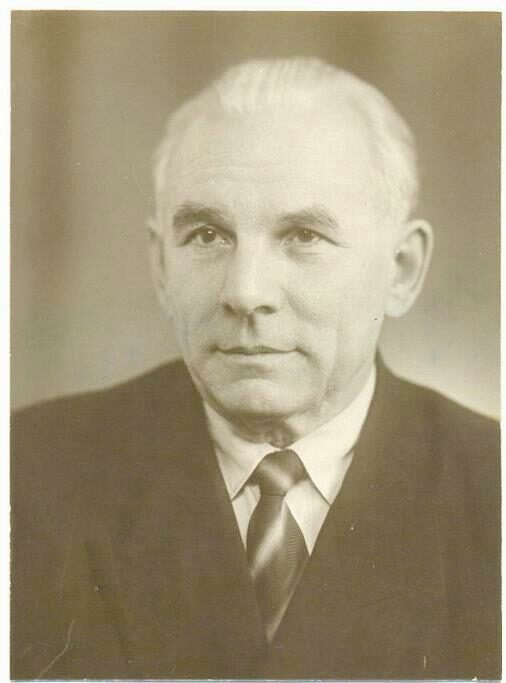 Иван Матвеевич Гречко.jpg