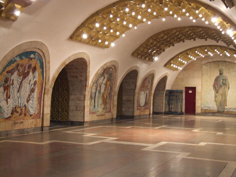 Станция метро Низами.png