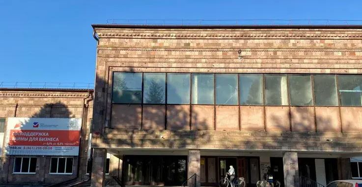 Файл:Новодеревянковская Дом культуры.jpg