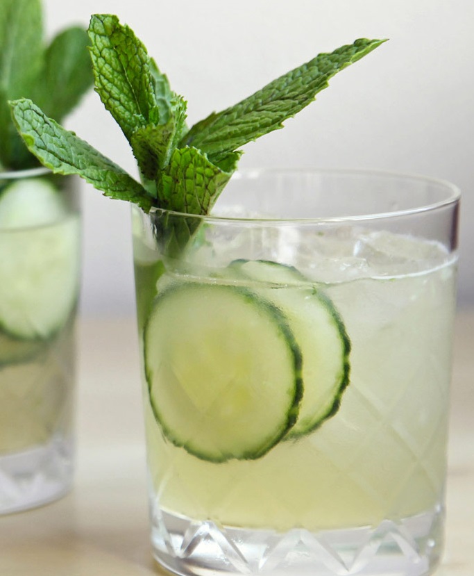 Файл:Джин с огурцом (коктейль).jpg