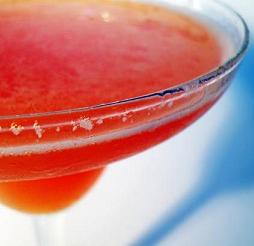 Файл:Клубничный Лёд (коктейль).jpg