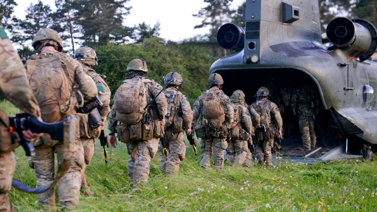 Файл:Военные учения НАТО Steadfast Dart.jpg