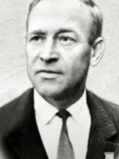 Сенющенков Виктор Тихонович.jpg