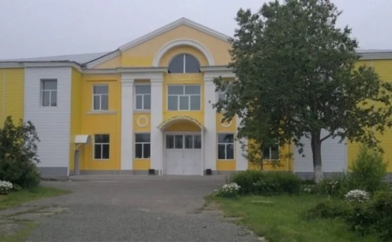 Файл:Томаринский краеведческий музей.jpg