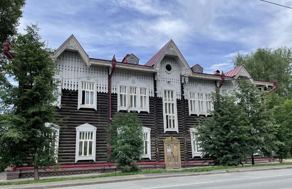 Файл:Томск Кузнецова 30 Здание.jpg