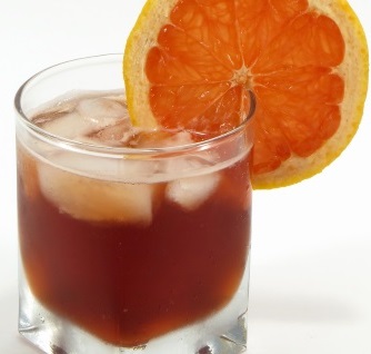 Файл:Штормящий портвейн (коктейль).jpg