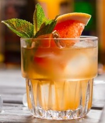 Файл:Жули (коктейль).jpeg