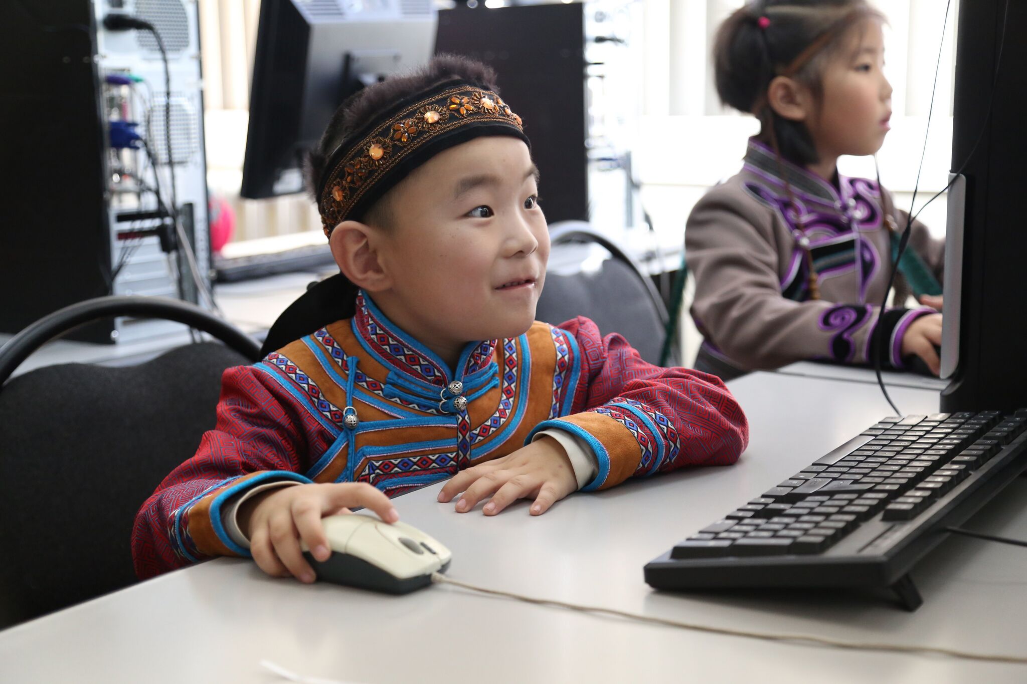 Файл:Мальчик на олимпиаде.jpg