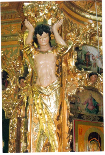 Рождественский храм. Интерьер. Деревянная скульптура